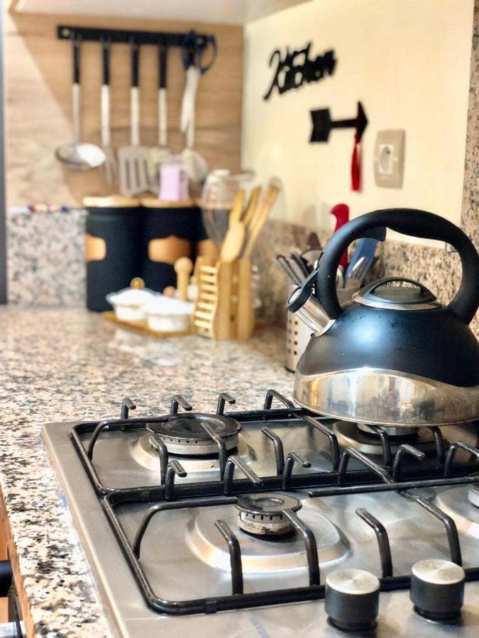 Apparemment De Luxe Vue Piscine Apartment Бузника Екстериор снимка