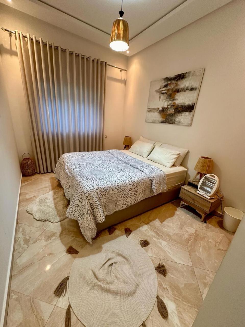 Apparemment De Luxe Vue Piscine Apartment Бузника Екстериор снимка