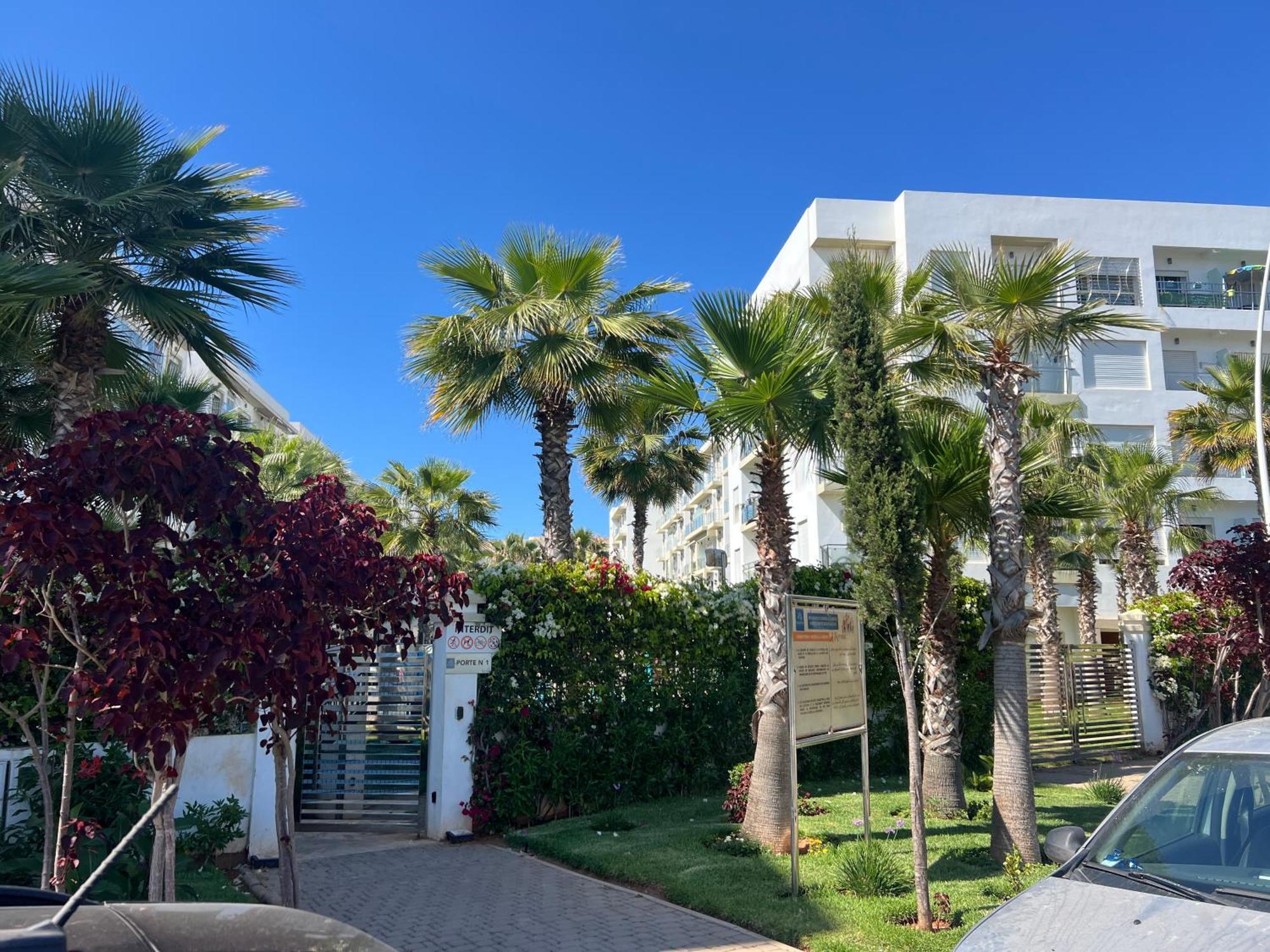Apparemment De Luxe Vue Piscine Apartment Бузника Екстериор снимка